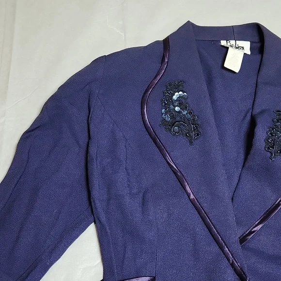 R.J. & Co. Blazer - Picture 5 of 13